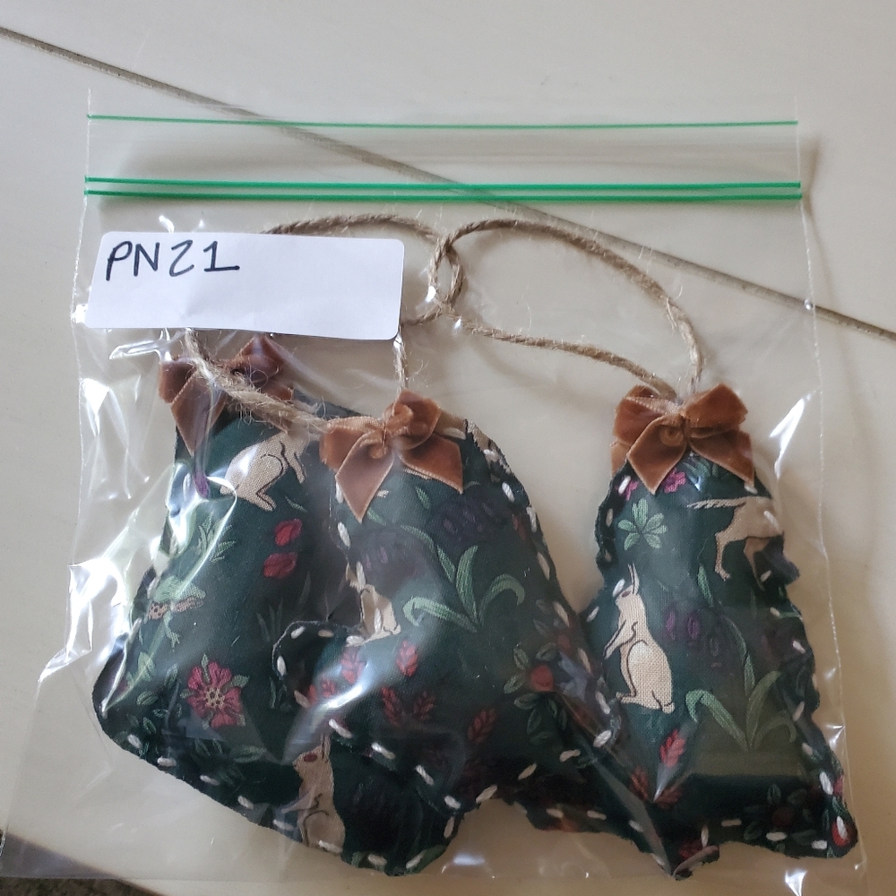 Handmade handsewn Christmas Fabric Ornaments Set Of 3 - Picture 5 of 5
